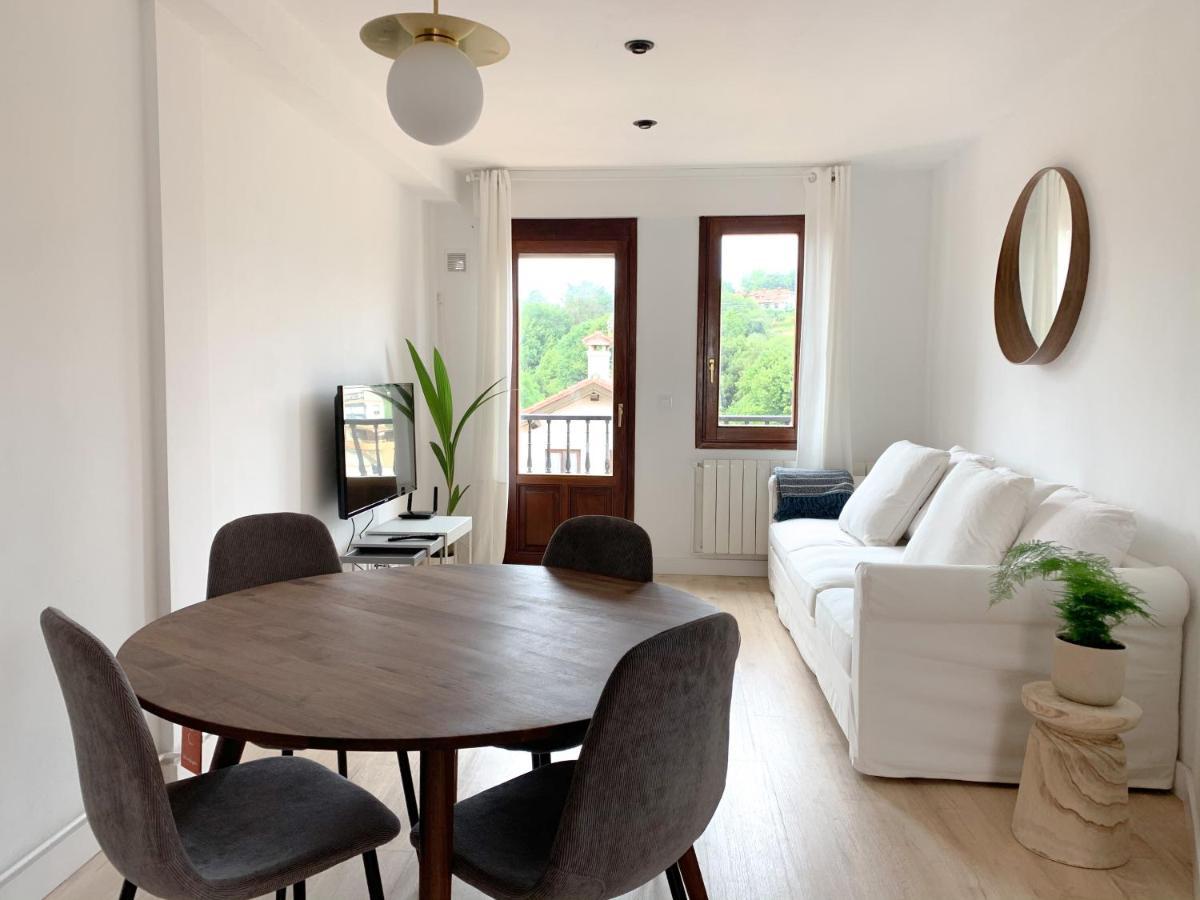 Acogedor Apartamento Con Terraza Y Parking Publico En コミージャス エクステリア 写真